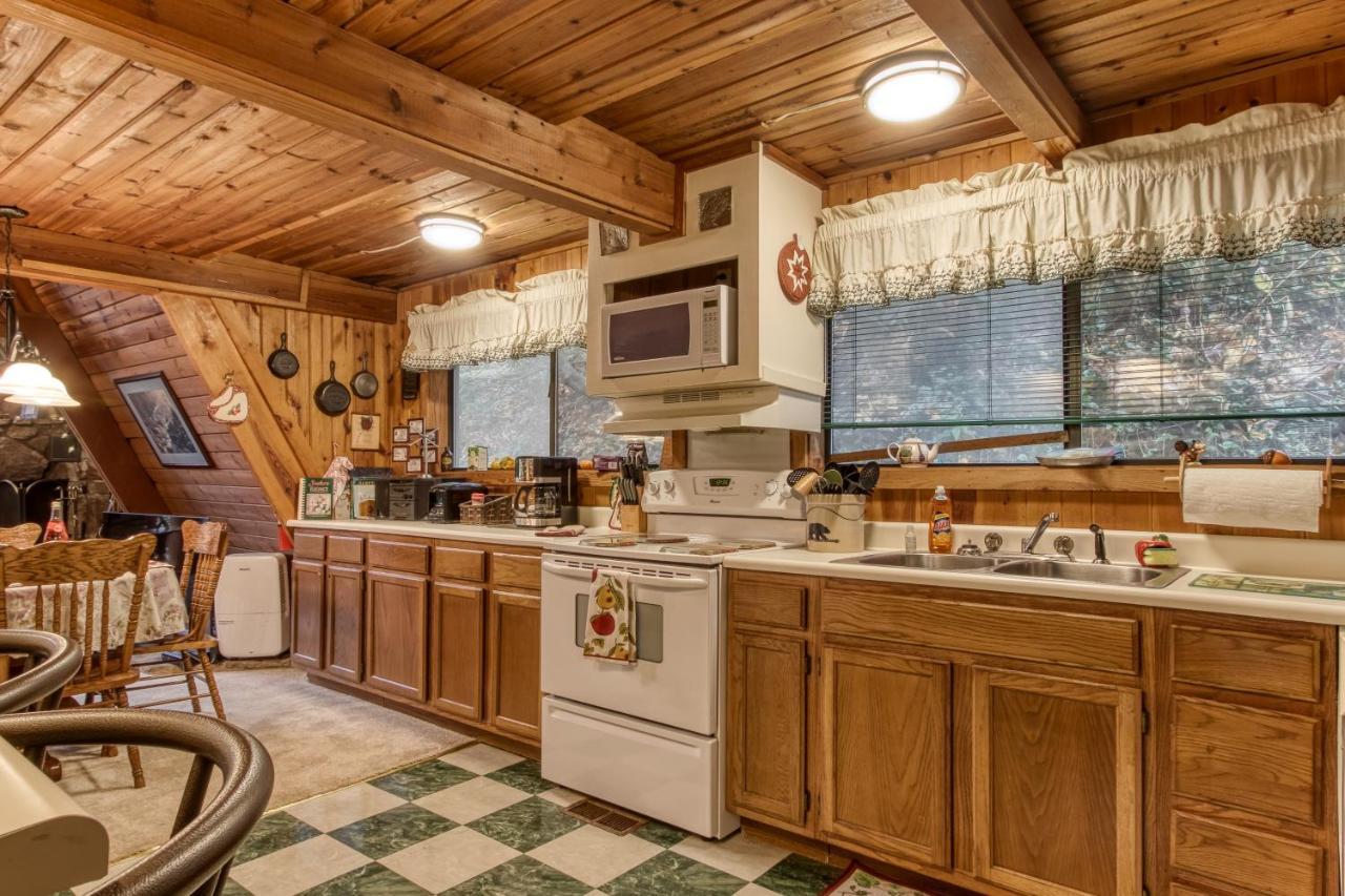 Mountain Springs Chalet Gatlinburg Εξωτερικό φωτογραφία
